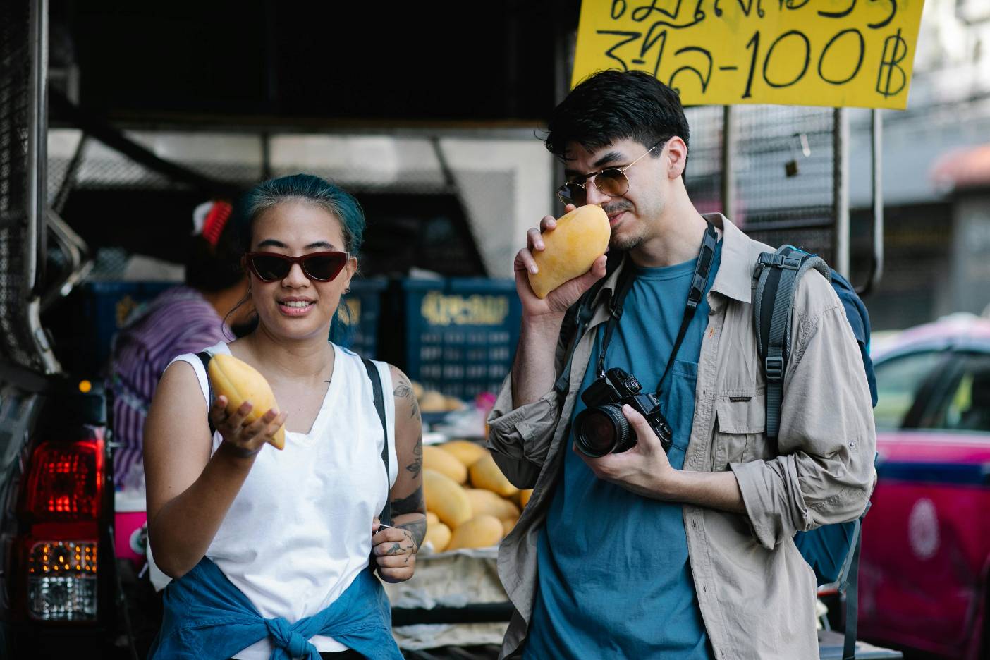 How to Travel Like a Local: Authentic Experiences Abroad